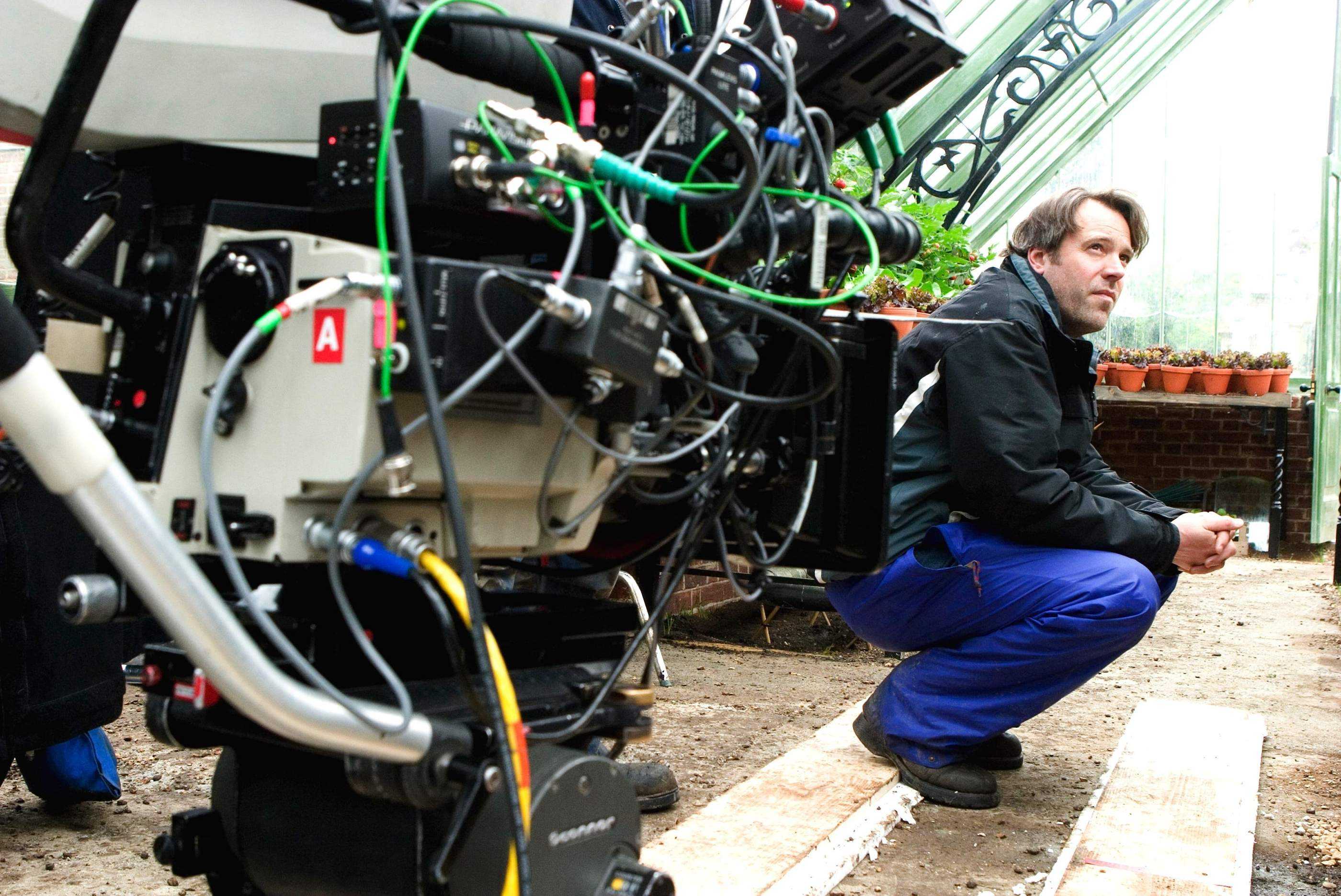 Behind the scenes on Batman Begins filming in Illinois