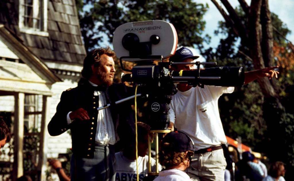 Behind the scenes on Dances With Wolves C2a971 filming in South Dakota