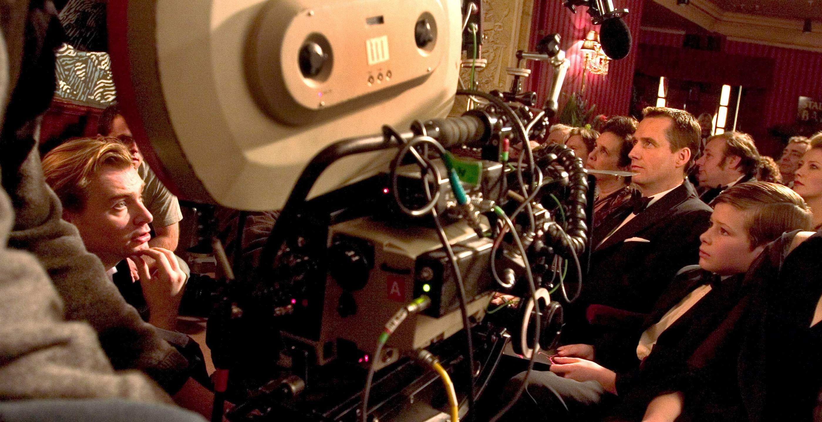 Behind the scenes on The Dark Knight filming in Illinois