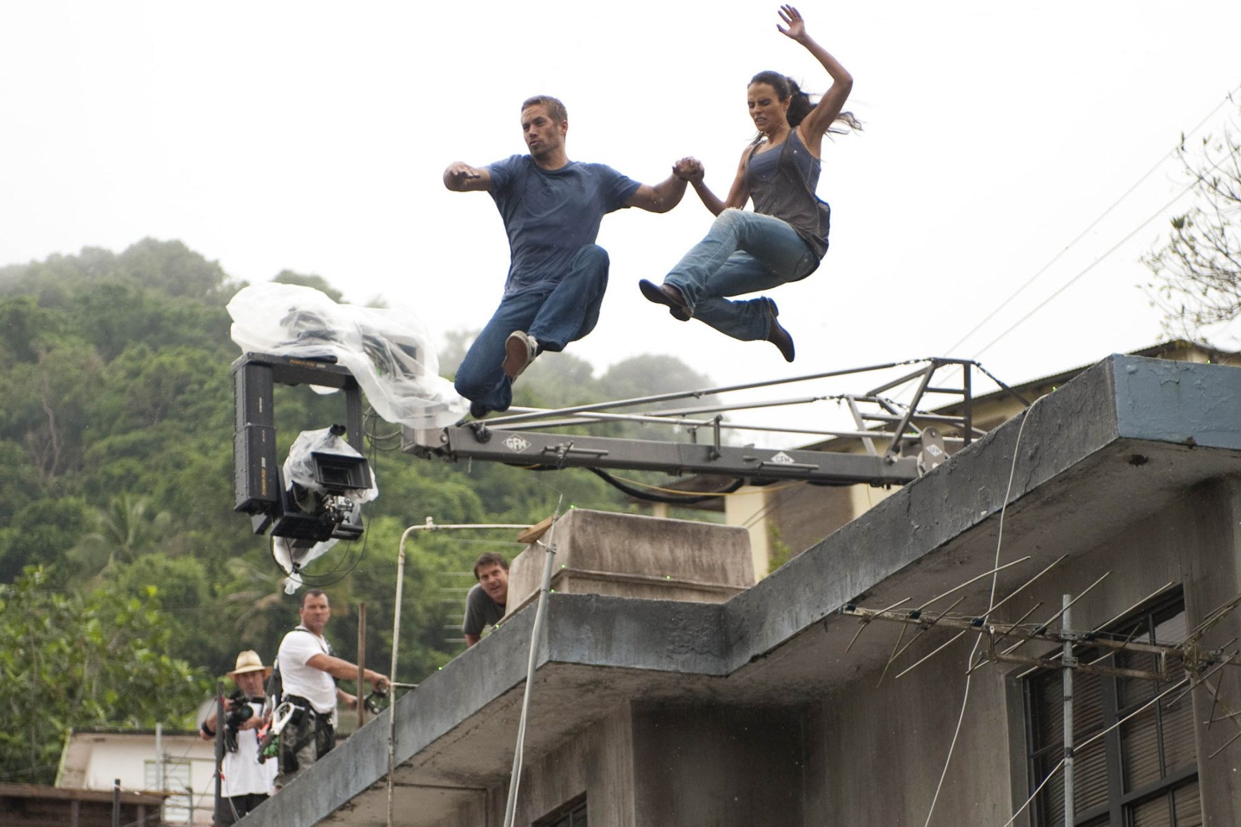 Behind the scenes on Fast Five filming in Brazil