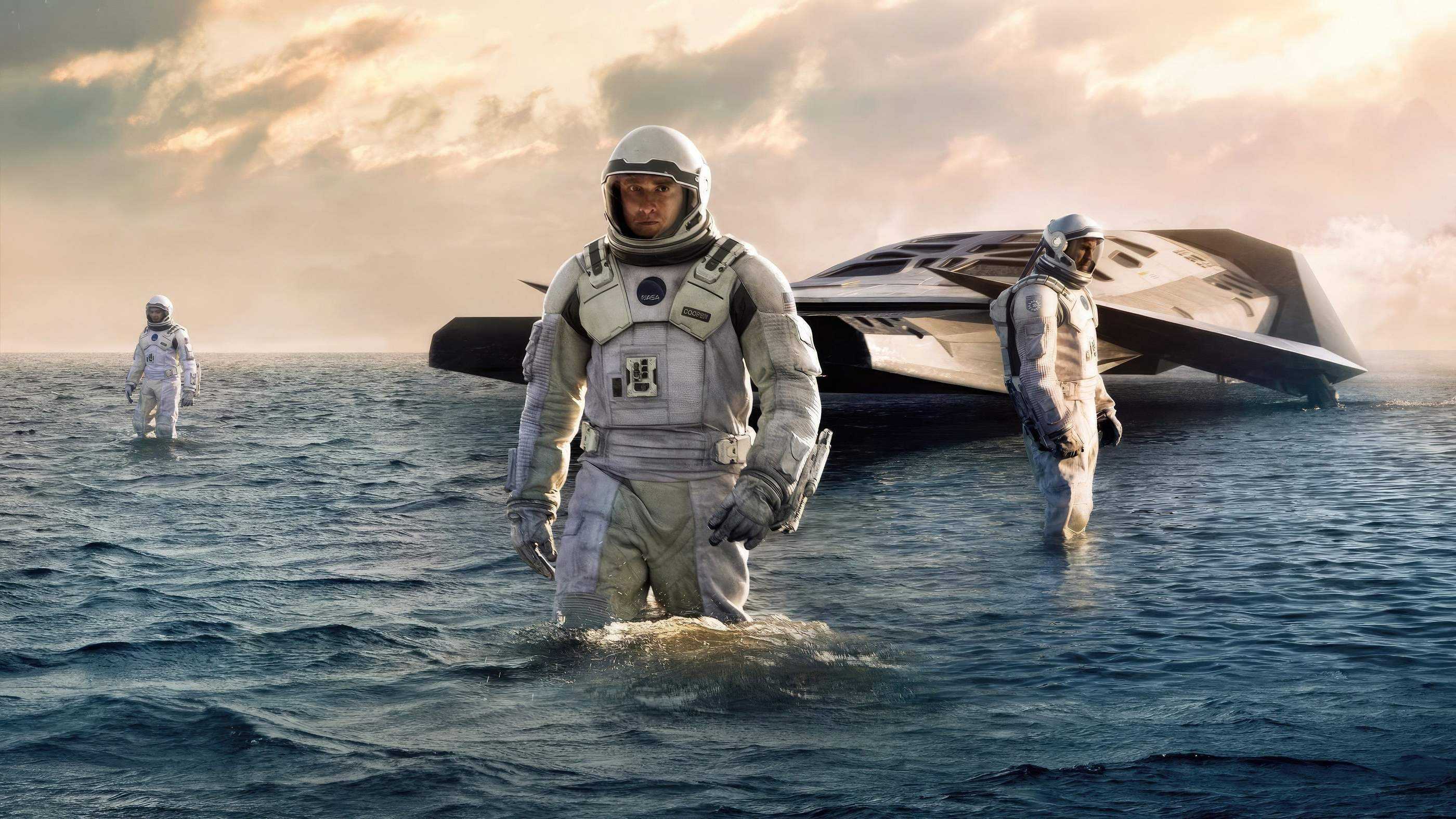 Behind the scenes on Interstellar filming in Iceland