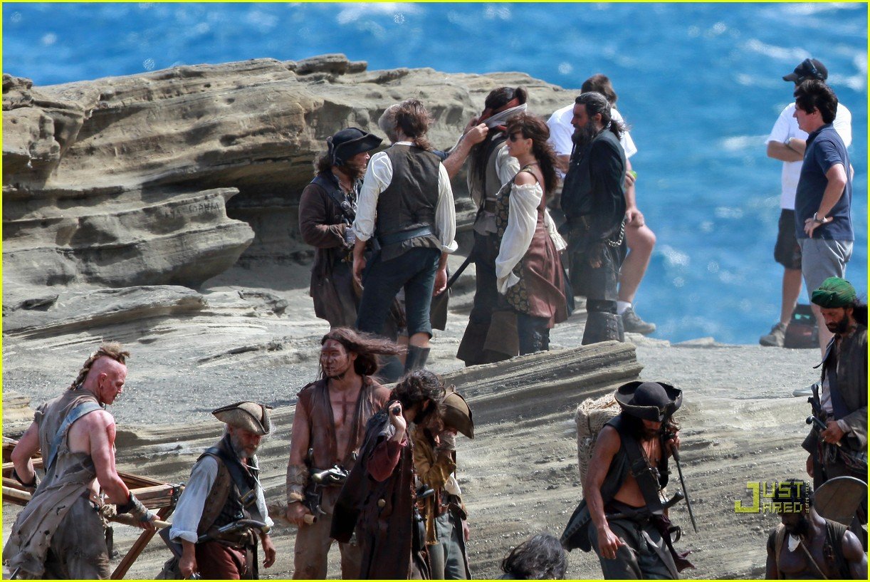 Behind the scenes on Pirates of the Caribbean: On Stranger Tides filming in Hawaii
