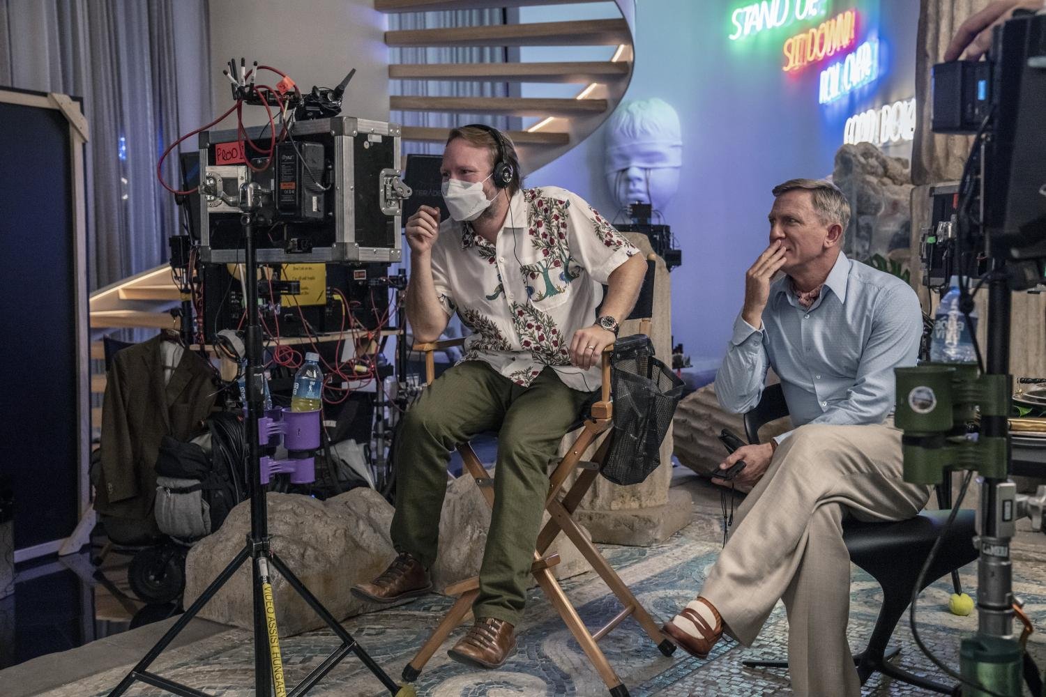 Behind the scenes on Glass Onion: A Knives Out Mystery filming in Singapore