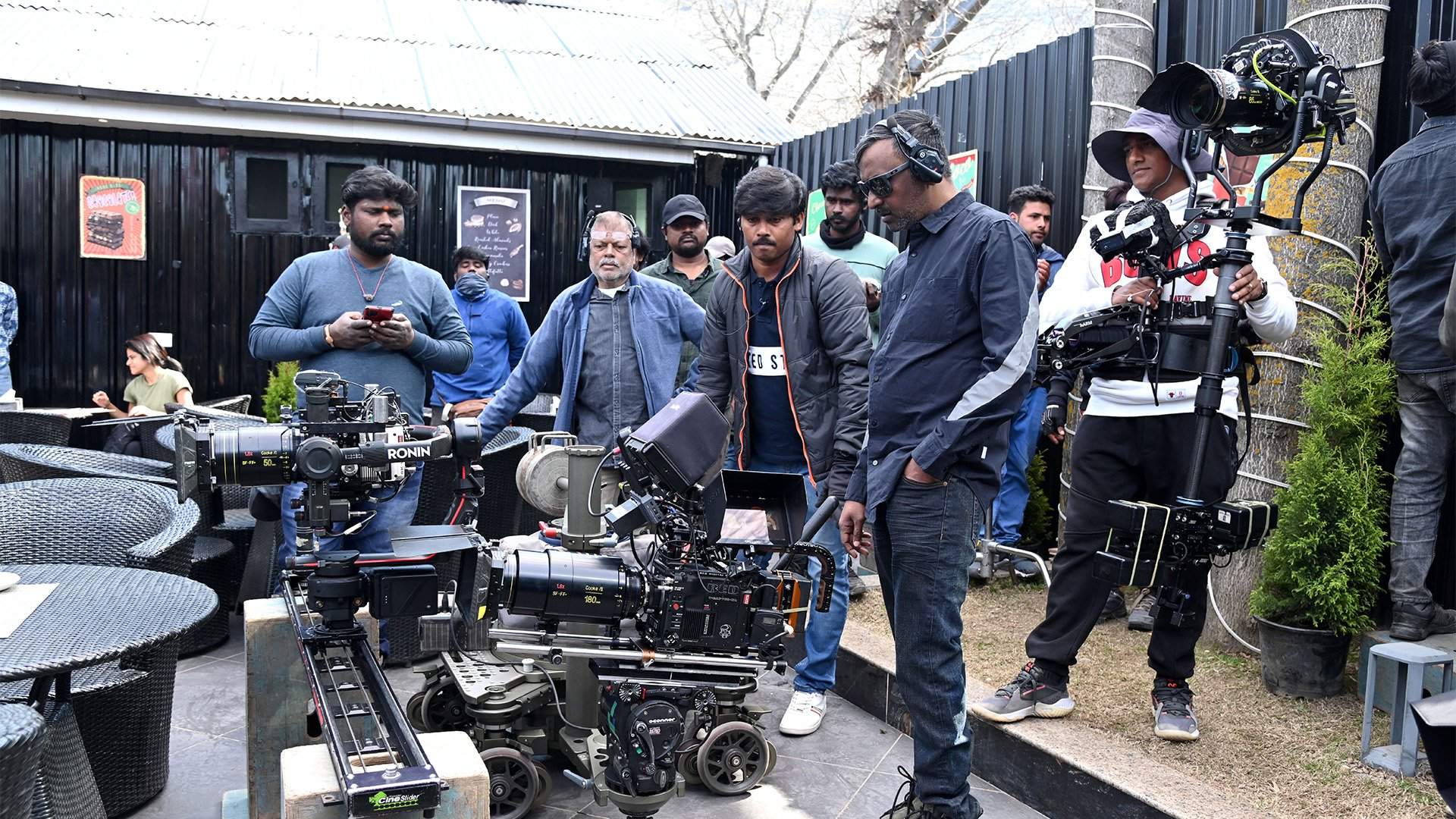 Behind the scenes on Leo filming in Costa Rica