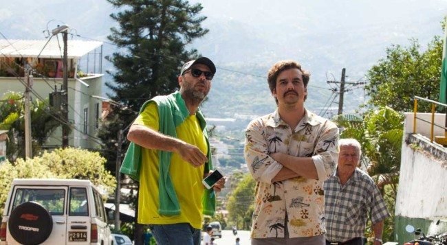 Behind the scenes on Narcos (TV Series) filming in Colombia