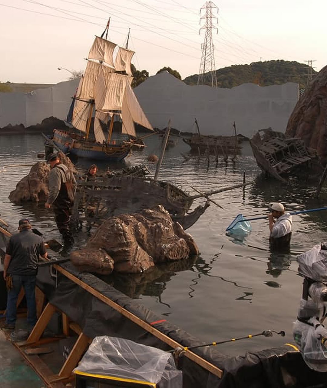 Behind the scenes on Pirates of the Caribbean: Dead Men Tell No Tales filming in Puerto Rico