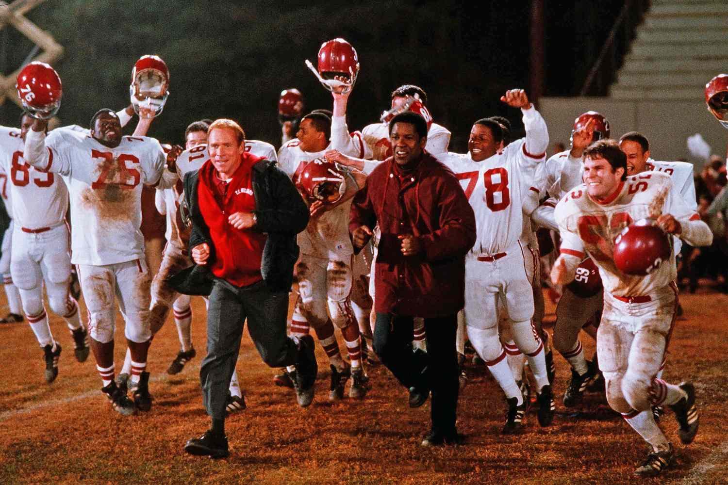 Behind the scenes on Remember the Titans filming in Virginia