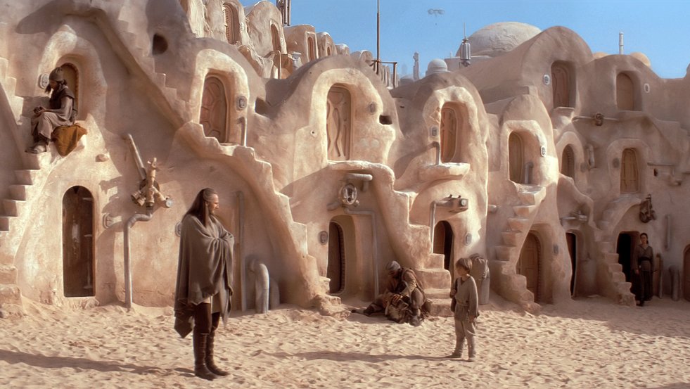Behind the scenes on Star Wars filming in Tunisia