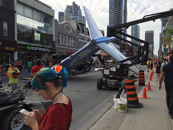 Behind the scenes on Suicide Squad filming in Ontario
